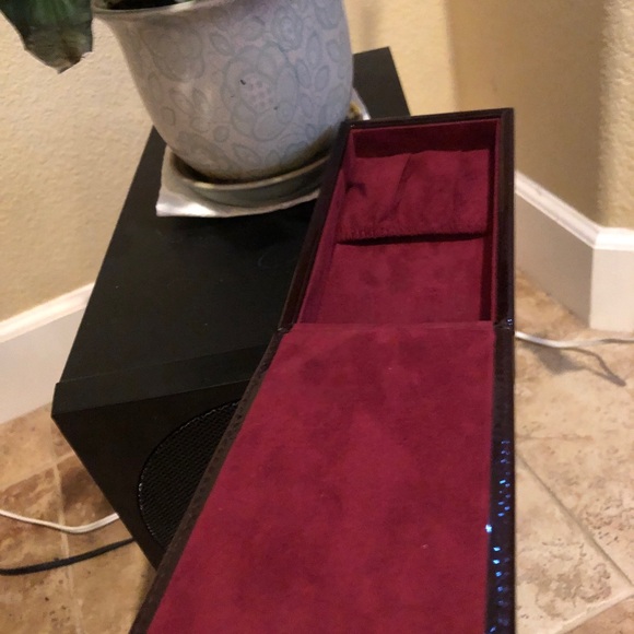 Bobbi Brown Cosmetic Case - Picture 4 of 8